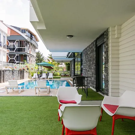 Oniks Comfort Suites Antalya Exterior photo
